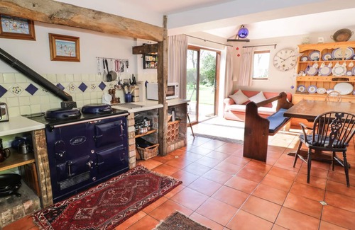 Stratford-upon-Avon Cottage | Highcroft, STRATFORD-UPON-AVON