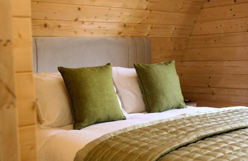 Bishop's Stortford Chalet De Ski | Highgate Cabin