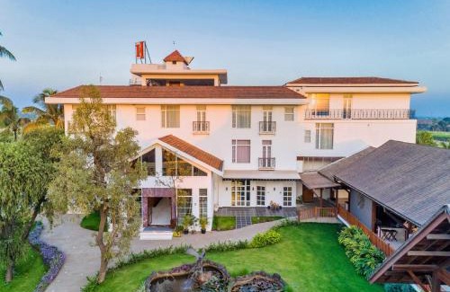 Kolhapur Station Balnéaire | Highland Club with Swimming Pool-GYM