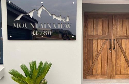 Dullstroom Maison | Highland gate Golf estate Mountain view 780