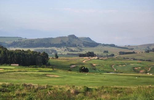 Dullstroom Maison | Highland gate Golf estate Mountain view 780