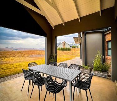 Dullstroom Maison | Highland Gate Range View