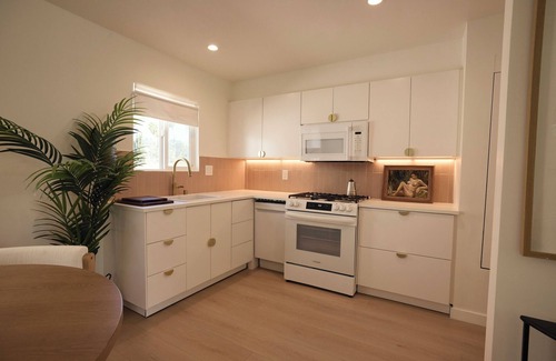 Glenoaks Canyon Copropriété | Highland Park Dream, Newly Renovated Unit 2