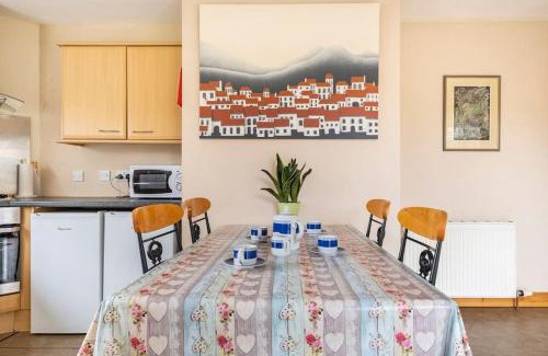 Kiltarlity Maison | Highland Rural Farm retreat,Loch Ness, NC500, Beauly