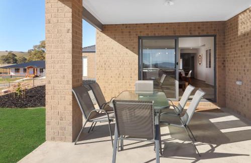 Mansfield Maison | Highlands Haven