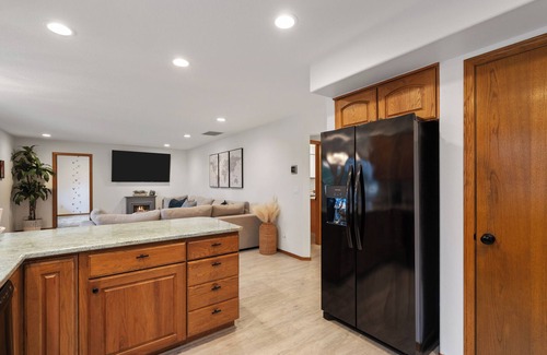 Vancouver Maison | HIGHLY sought, HIGHLY ranked, spacious 4 bdrm home with unbeatable location