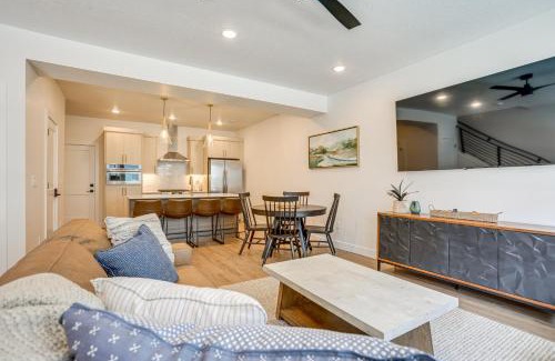 Weber County Maison | Hike and Ski Townhome 8 Mi to Dtwn Ogden!