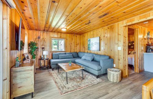Lodi Maison | Hike, Fish, Unwind and Relax Lodi Lake Escape!