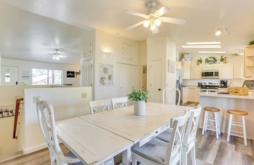 Payson Cottage | Hike & Golf: Family Home w/ Deck in Payson!