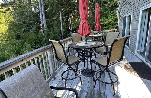 Alton Bay Maison | Hike, swim or ski! 3BR house in the Lakes Region.