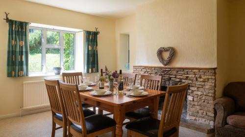 Dowdeswell Maison | Hilcot Farmhouse