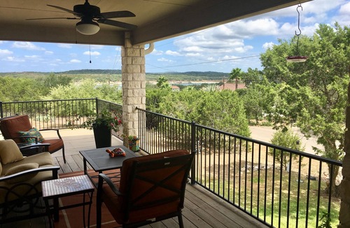 Highland Lake Estates Maison | Hill Country Views! Winter Texans Welcome!