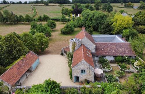 Shapwick Maison | Hill House, Spectacular Rural Home With Hot Tub