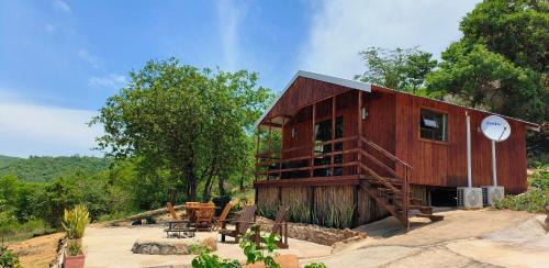 Hazyview Appartement | Hill Top Cabin - Self Catering Accommodation
