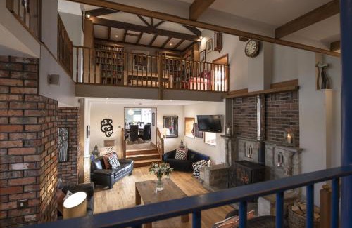 Worton Maison | Hill Top Farm 8