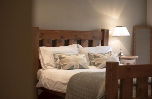 Worton Maison | Hill Top Farm 8