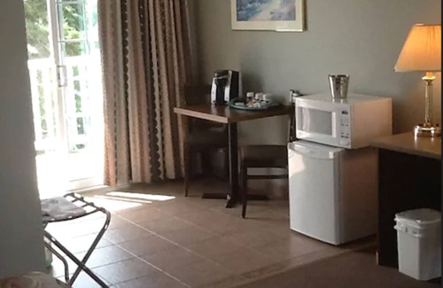 Grand Falls Hôtel | Hill Top Motel & Restaurant