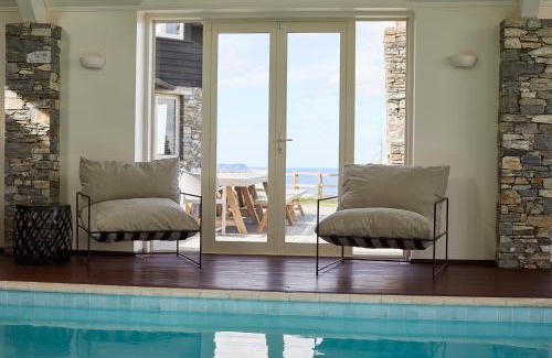 Onemana Maison | Hillbrook Estate Whangamata