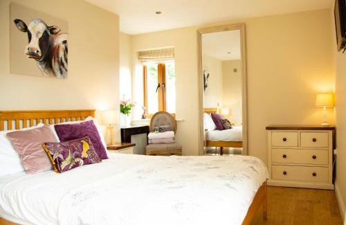Cleeve Cabine | Hillcroft Accommodation