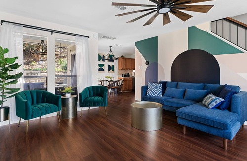 Austin Maison | Hillside 3BR KingClose to DT Domain Q2