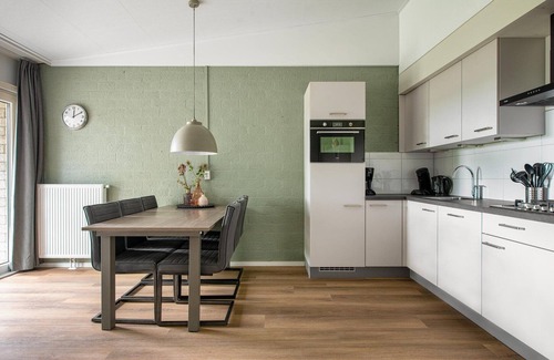 Strucht Maison | Bungalow entretenu avec cheminée, à 4 km de Valkenburg