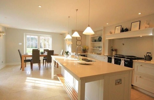 Swinbrook Cottage | HILLSIDE COTTAGE, familial et convivial à Burford, Réf 988756