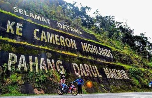 Tanah Rata Cabine | Hillside cottage tulip room with loteng