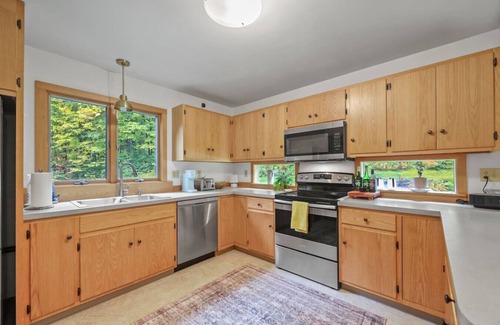 Tyringham Maison | Hillside Haven with Hot Tub & Fire Pit