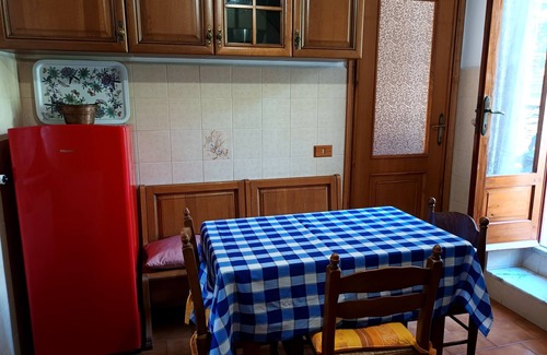 Sanguineto Maison | Maison à flanc de colline avec vue mer sur le golfe de Tigullio