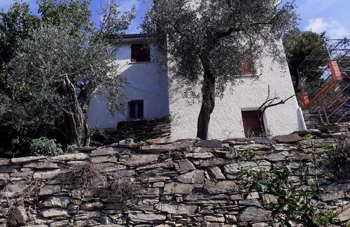 Sanguineto Maison | Maison à flanc de colline avec vue mer sur le golfe de Tigullio