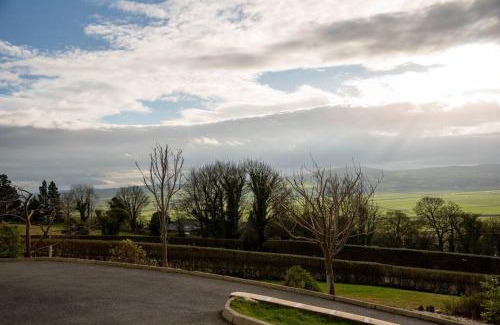Burnfoot Maison | Hillside House- Wild Atlantic Way