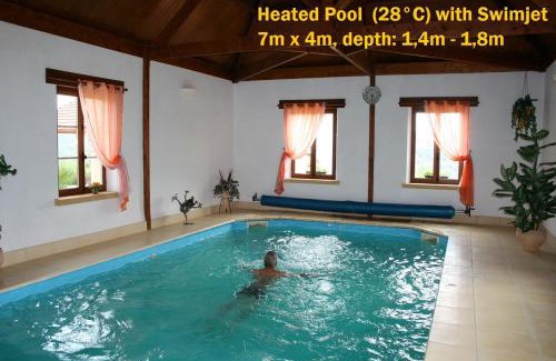 Le Lardin-Saint-Lazare Maison | Hillside Park Dordogne