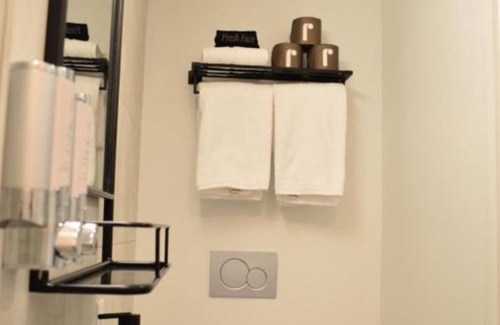 Silverthorne Hôtel | Hillside Retreat: Comfortable Room, Colorado Ski Trails! Free Parking