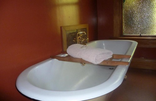Papatowai Cabine | Hilltop Accommodation Catlins