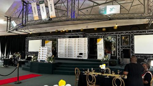 Mkhuhlu Appartement | Hilltop Assembly Conference Center