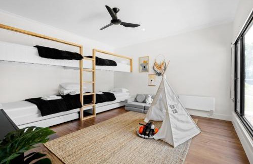 Bright Maison | Hilltop at Bright