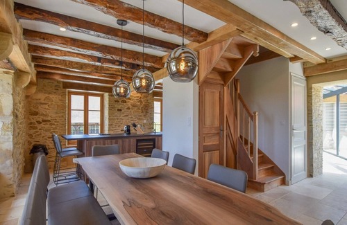 Saint-Medard-d'Excideuil Cottage | Spacieuse maison périgourdine rénovée