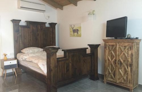 Poriya Illit Chalet De Ski | Hilltop Haven