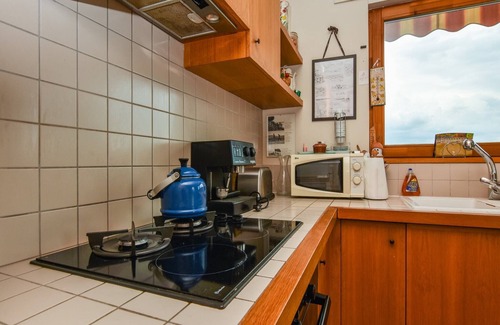 Parlan Villa | Belle maison en pierre avec jacuzzi