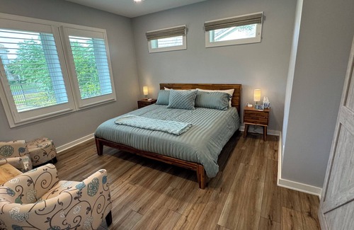 The Hills Maison | Hilltop Haven Retreat in Texas Hill Country. Kid/Pet friendly. Pool & Firepit
