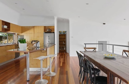 Merewether Appartement | Hilltop Hideaway Family Escape