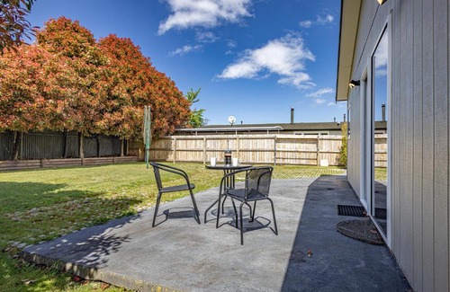 Hilltop Maison | Hilltop Hideaway - Taupo Holiday Home
