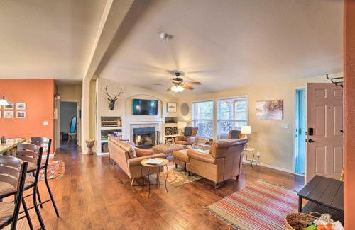 Holman Maison | Hilltop Hideout with Peaceful Mountain Views