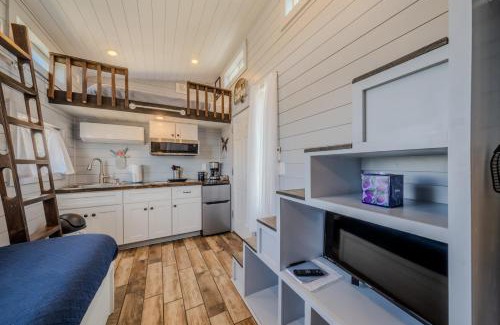 Panguitch Maison | Hilltop Tiny Home