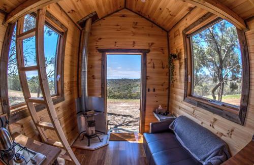 Tallarook Maison | Hilltop Tiny House by Tiny Away