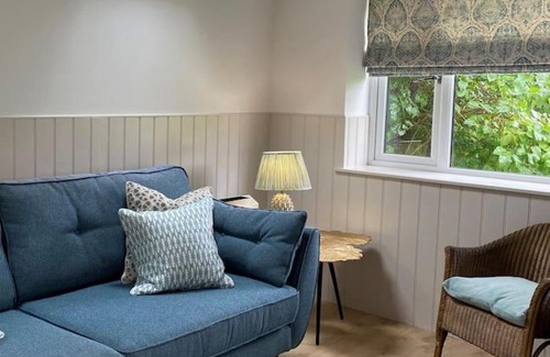 Corstorphine Maison | Hillview Cottage