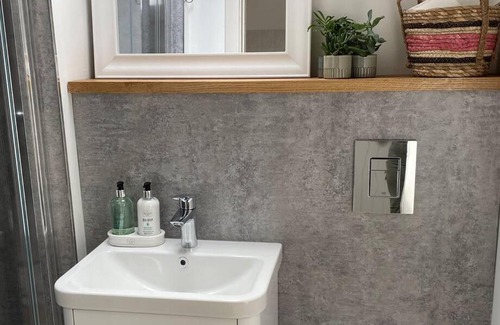 Corstorphine Maison | Hillview Cottage