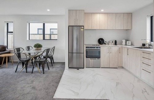 Trentham Maison | Hillview Hideaway: 2-BR Serenity