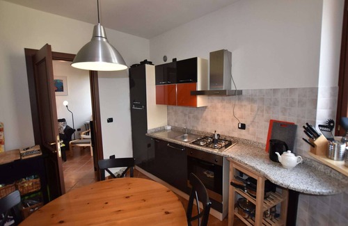 Belvedere Langhe Appartement | Appartement accueillant avec terrasse sur le toit