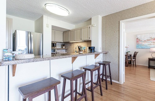 Hilo Copropriété | Hilo Lagoon Centre 707, air conditioned 2 bedroom, 2 bath condo in Hilo